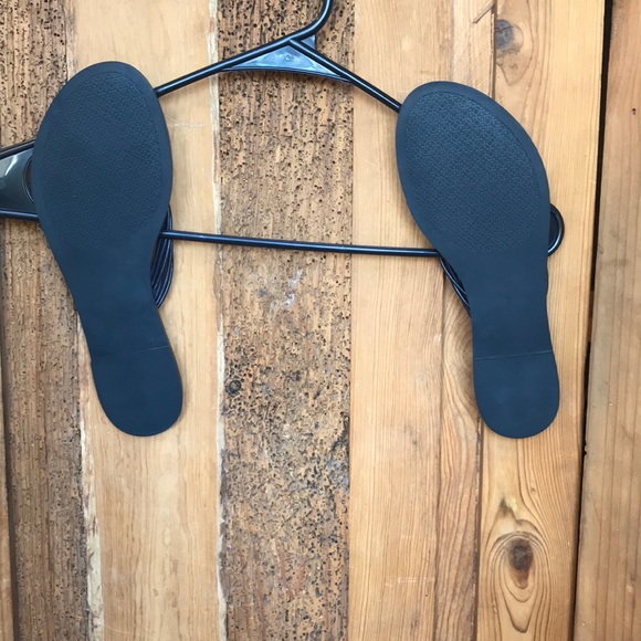 Tory Burch - Sienna Flip Flops - Picture 4 of 8